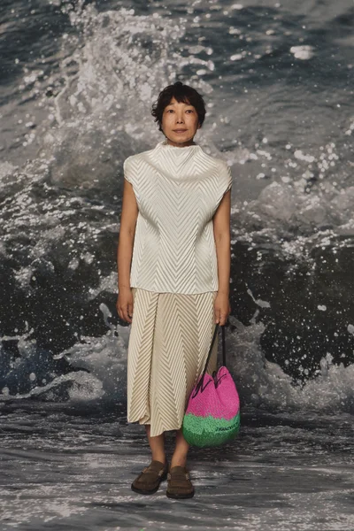 Look 28